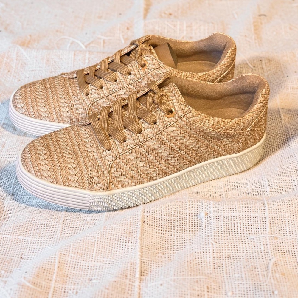 SOUL Naturalizer Neela Women's Sneaker